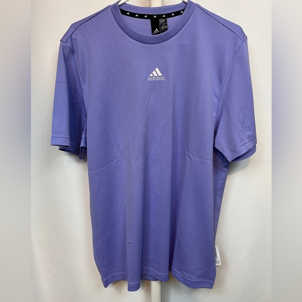 NWT. Men’s Adidas Light Purple Graphic Tee Small - Picture 1 of 5